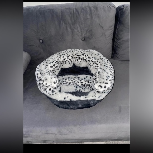 Animal Print Small Dog Bed - Picture 2 of 3